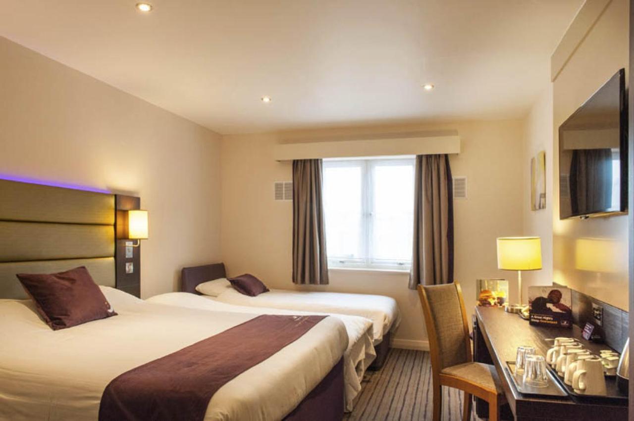 Premier Inn London Croydon West - Purley A23 المظهر الخارجي الصورة
